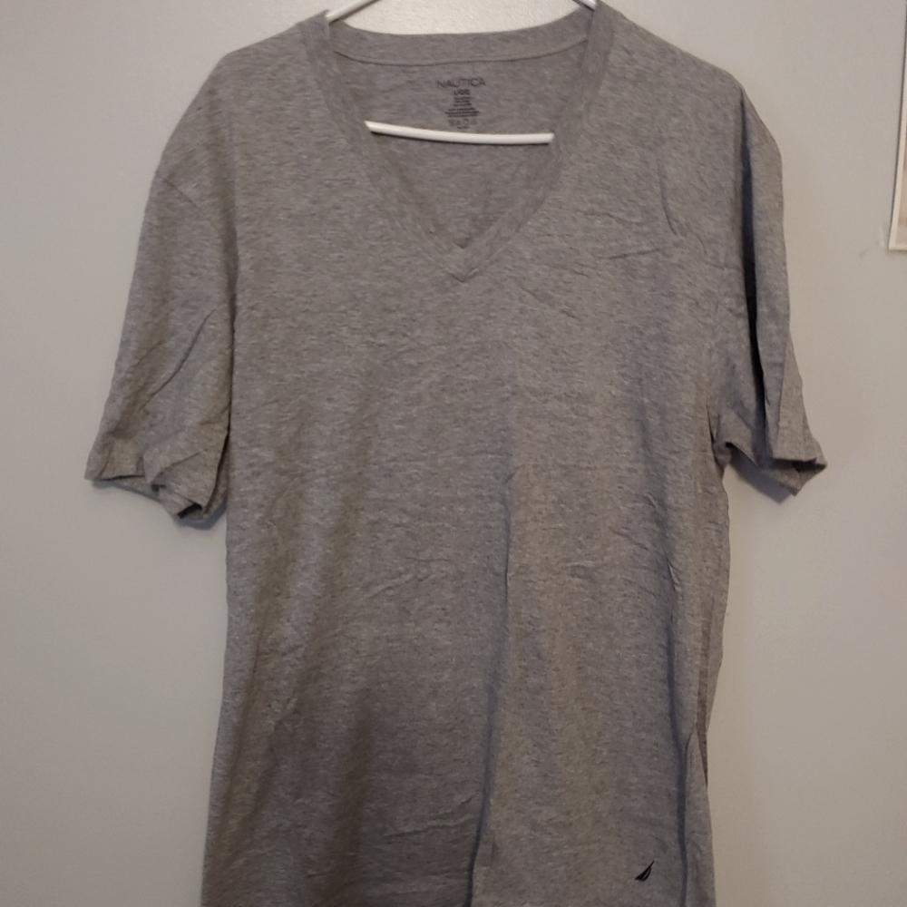 Tee shirt